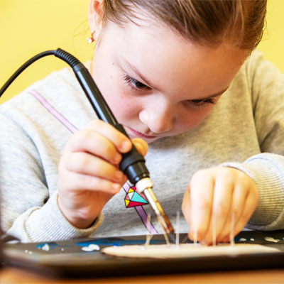 Инженерные кружки для детей в Котельниках. Разработка проектов, электрика, пайка, электроника.