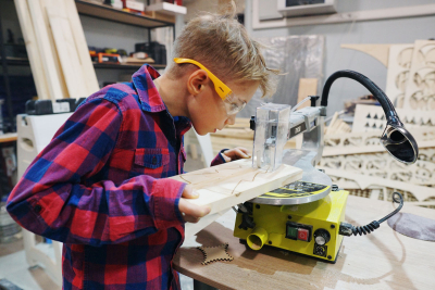 Столярная мастерская для детей.