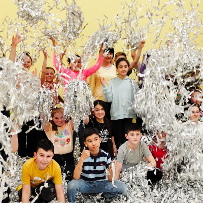 Шоу программы для детского праздника, выпускного и дня рождения. Бумажная дискотека.