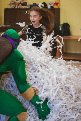 Шоу программы для детского праздника и дня рождения. Бумажная дискотека.