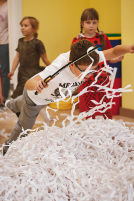 Шоу программы для детского праздника и дня рождения. Бумажная дискотека.