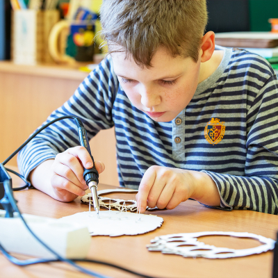 Я инженер: Электрика.