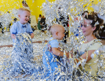 Шоу программы для детского праздника и дня рождения. Бумажная дискотека.