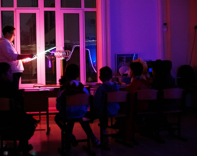 Шоу программы для детского праздника и дня рождения. Тесла шоу.