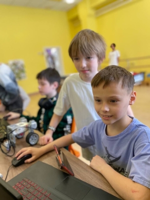 Робототехника, программирование, легоконструирование.