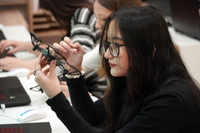 Первые в профессии. Движение первых.