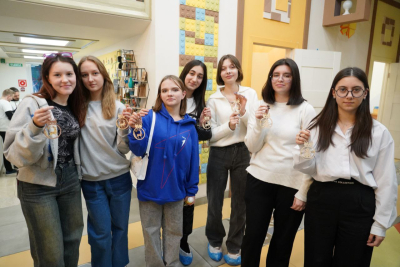 Первые в профессии. Движение первых.