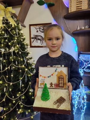 Работы учеников с курса Арт-объекты.